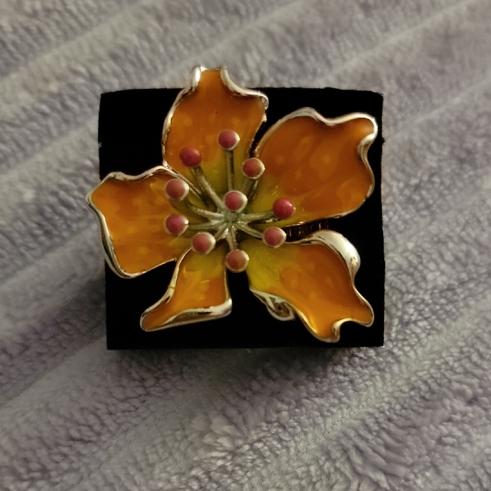Elegant Orange and Yellow Floral Brooch